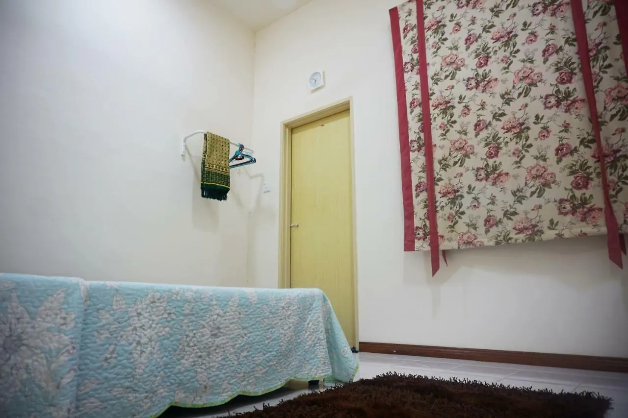 Holiday home Warisan Indah Homestay Klia 2 Kota Warisan